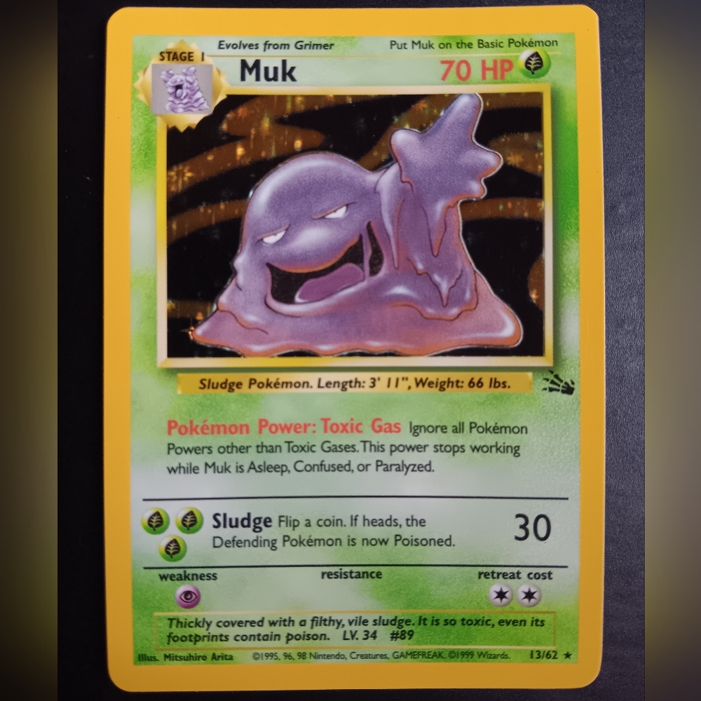 Muk Pokemon Card - Fossil Set - 13/62 Rare Holo